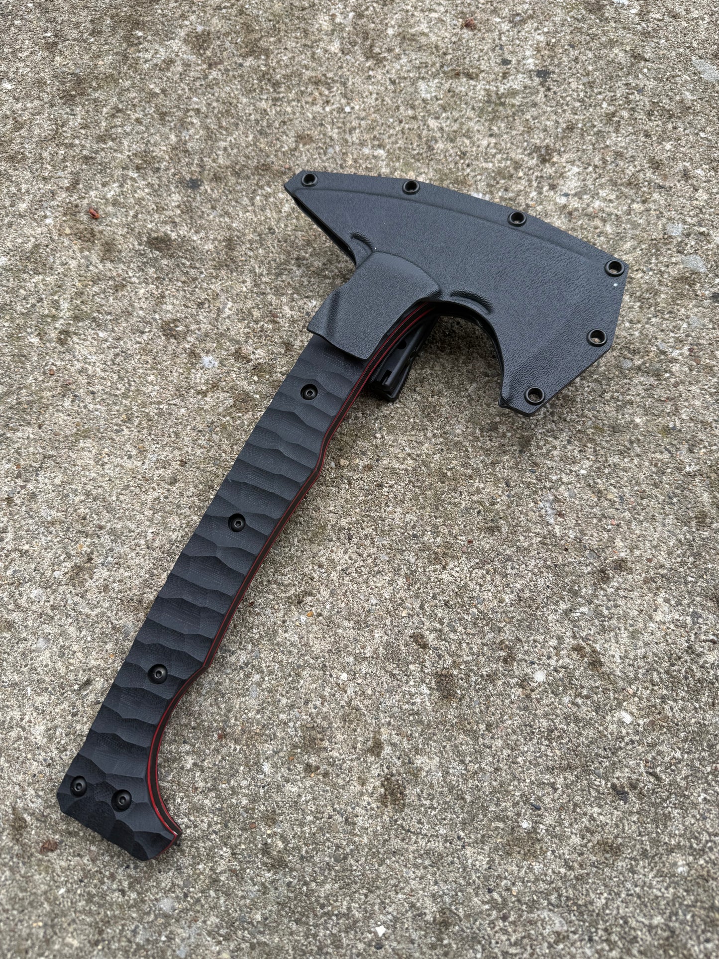 Hawk - Black & Red