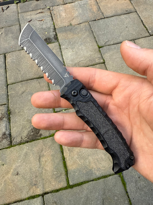 Hârk - Fully Serrated